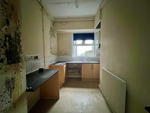 Photo 5- click for photo gallery